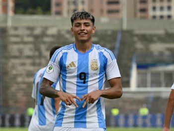 Con goles de Subiabre y Ruberto, la Sub-20 debutó con victoria en el hexagonal