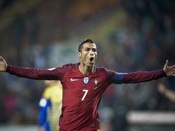Cristiano Ronaldo hizo 4 goles ante Andorra por Eliminatorias Cristiano Ronaldo hizo 4 goles ante Andorra por Eliminatorias