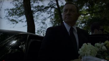 se filtro nueva temporada de house of cards y netflix dice que fue por error se filtro nueva temporada de house of cards y netflix dice que fue por error