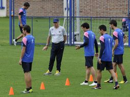 preocupacion para bianchi: gago y ribair descartados preocupacion para bianchi: gago y ribair descartados