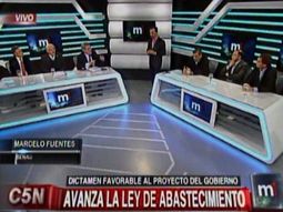 ley de abastecimiento: fuerte cruce politico en #minutouno ley de abastecimiento: fuerte cruce politico en #minutouno