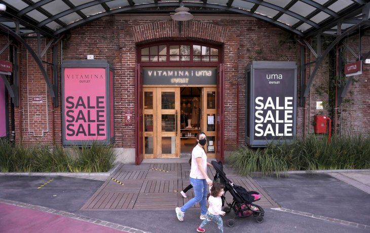 Abrió un shopping a cielo abierto en la Ciudad y se analiza adelantar actividades para la fase 2