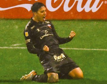 Colón venció a Gimnasia y es nuevo puntero en la Liga