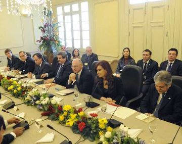 La importación de gas permitirá ahorrar unos 227 millones de dólares