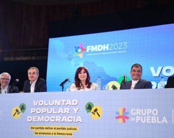 Cristina Kirchner ante el Grupo de Puebla: Debemos reconstruir el país porque una vez lo hicimos