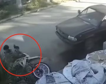 Video: persiguieron a una familia y los hicieron chocar contra una camioneta