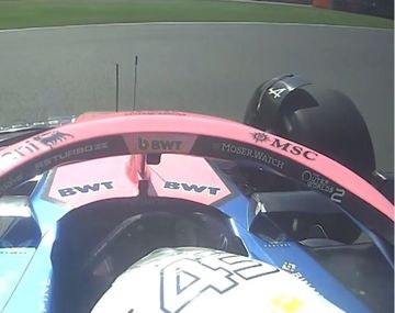 Colapinto hizo un trompo en la largada luego de un toque de Stroll