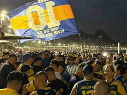 boca copo las playas de copacabana: multitudinario banderazo antes de enfrentar a vasco boca copo las playas de copacabana: multitudinario banderazo antes de enfrentar a vasco