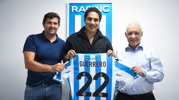 Paolo Guerrero: Estar en Racing para mí es un sueño