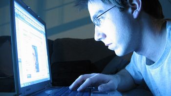 facebook es como una droga aceptada facebook es como una droga aceptada