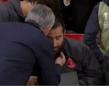 La discusión de Mourinho con sus asistentes