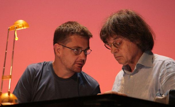 Cuatro dibujantes muertos en el atentado al diario en París