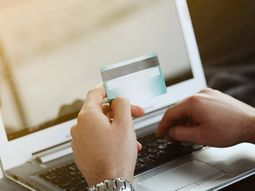 Homebanking: ¿por qué algunos bancos suspendieron la venta de dólares?
