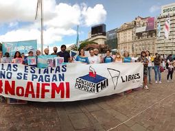 Avanza la Consulta Popular por el acuerdo con el FMI en todo el país