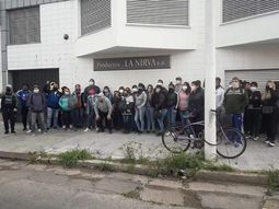 Los empleados de La Nirva quieren abrirla como cooperativa