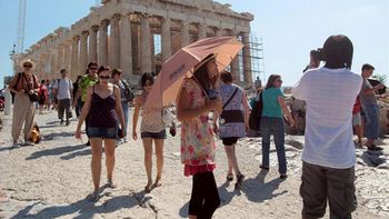 grecia: aumento el turismo en un 50% grecia: aumento el turismo en un 50%