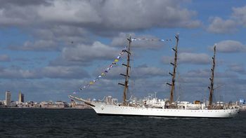 la fragata libertad llego a mar del plata la fragata libertad llego a mar del plata