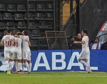 Copa Argentina: Huracán le ganó 2-0 a Instituto y será rival de Racing