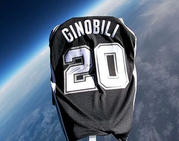 La NBA envió una camiseta de Manu Ginóbili al espacio