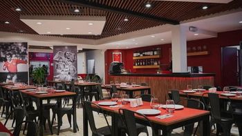 ) Bodegón en Buenos Aires: el restaurante para fanáticos del fútbol e Independiente con muy buena comida ) Bodegón en Buenos Aires: el restaurante para fanáticos del fútbol e Independiente con muy buena comida