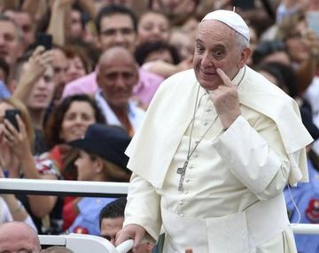 Francisco a los jóvenes en Paraguay: Hagan lío pero ayuden a organizarlo bien