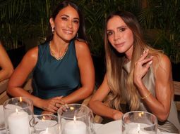 Antonela Roccuzzo y Victoria Beckham Antonela Roccuzzo y Victoria Beckham
