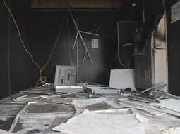 Hicieron explotar un cajero automático con una mecha y una garrafa