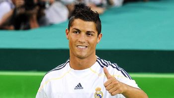 ronaldo renegocio un contrato millonario con el real madrid ronaldo renegocio un contrato millonario con el real madrid