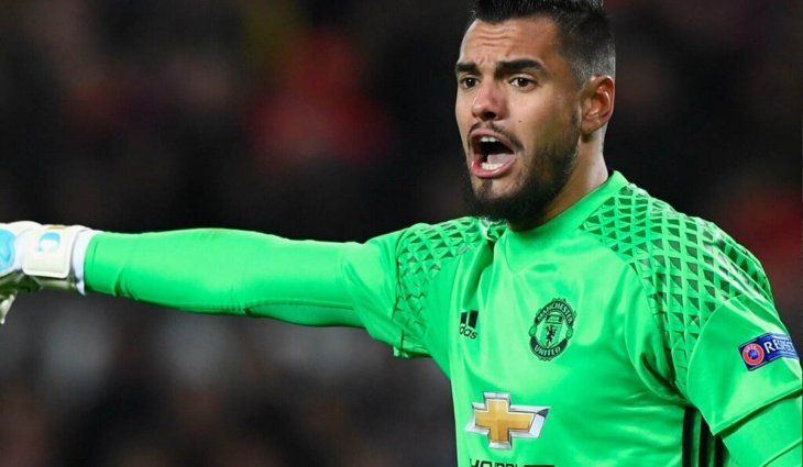 Chiquito Romero quedó libre del Manchester United