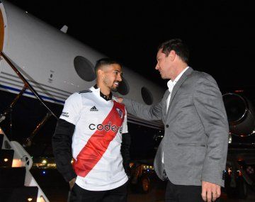 Lanzini llegó a Argentina: el gran gesto que tuvo con un hincha de River