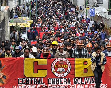 La Central Obrera amenaza con un paro indefinido si no se restituye el orden constitucional