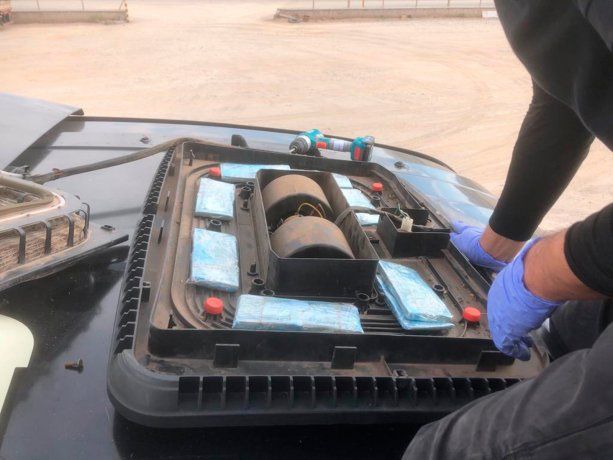Impresionante operativo de AFIP en Jujuy: secuestró más de US$75 mil escondidos en el aire acondicionado de un camión