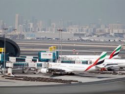 Aeropuerto de Dubái. Aeropuerto de Dubái.