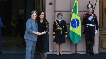 de dilma a cfk: tendras aqui una amiga siempre lista a recibirte de dilma a cfk: tendras aqui una amiga siempre lista a recibirte