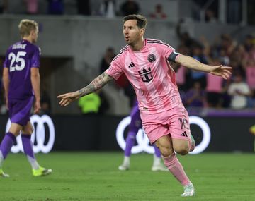 El doblete y las chicanas de Messi en el clásico: ¿Te firmo un autógrafo?