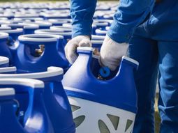 ypf lanzo una primera partida de garrafas de plastico para uso hogareno: como son y cuanto pesan ypf lanzo una primera partida de garrafas de plastico para uso hogareno: como son y cuanto pesan