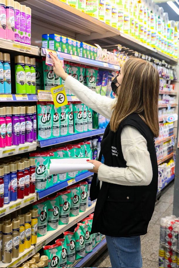 El Gobierno advierte sobre precios o faltantes: Aplicaremos la fuerza de la ley