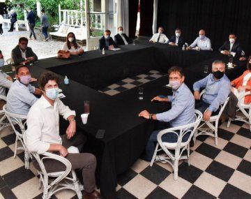 Estalló la interna de la oposición: Bullrich cruzó a Larreta por el secundario bimodal