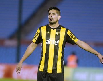 Lucas Viatri en Peñarol - Crédito: @BolsoImagenes