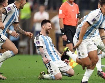 El festejo de Messi con la Selección Argentina campeona del Mundial Qatar 2022 - @fifaworldcup_es