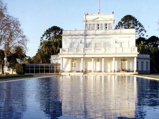 Desmienten que se pagaban 2,6 millones de dólares por el seguro de los cuadros de la Quinta de Olivos