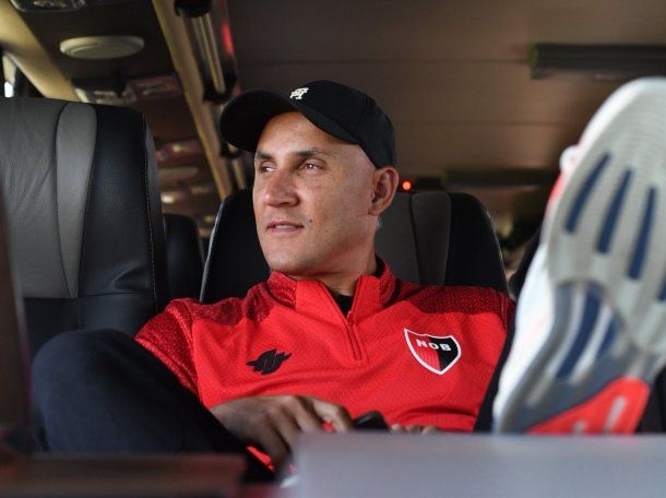 Confirmado: Keylor Navas deja Newells y se va a México para jugar en Pumas