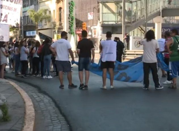 Se levantó el corte total del Puente Pueyrredón