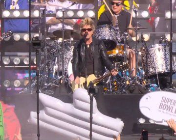 Así fue el show de Green Day antes del Super Bowl LX