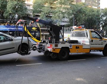 Ciudad: podrían ampliar la zona de acción de la grúa