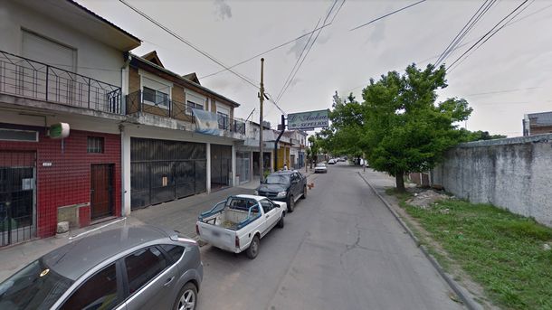 Entraron a robar a su casa y se resistió a los tiros: su mujer terminó baleada y uno de los ladrones murió