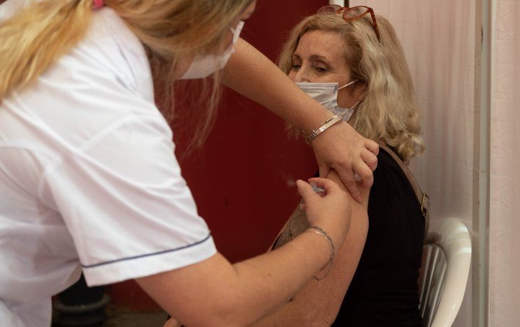 San Juan informó que comenzará la vacunación a personas de entre 18 y 50 años