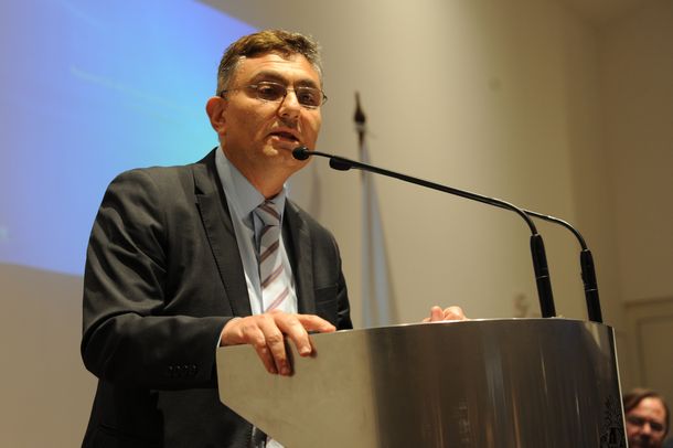 El exdirector de la OPP apuntó contra la ley de deudores en Unidades Reajustables del Banco Hipotecario del Uruguay.