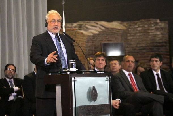 Stiglitz: se hacen inviables los canjes, con el fallo a favor de los buitres