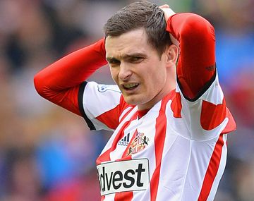 Un futbolista de la Premier League admitió haber tenido sexo con una menor